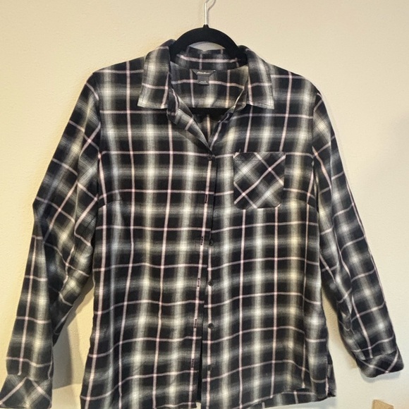 Eddie Bauer Shirt Womens Large Black and Pink Plaid Long Sleeve - Picture 2 of 6